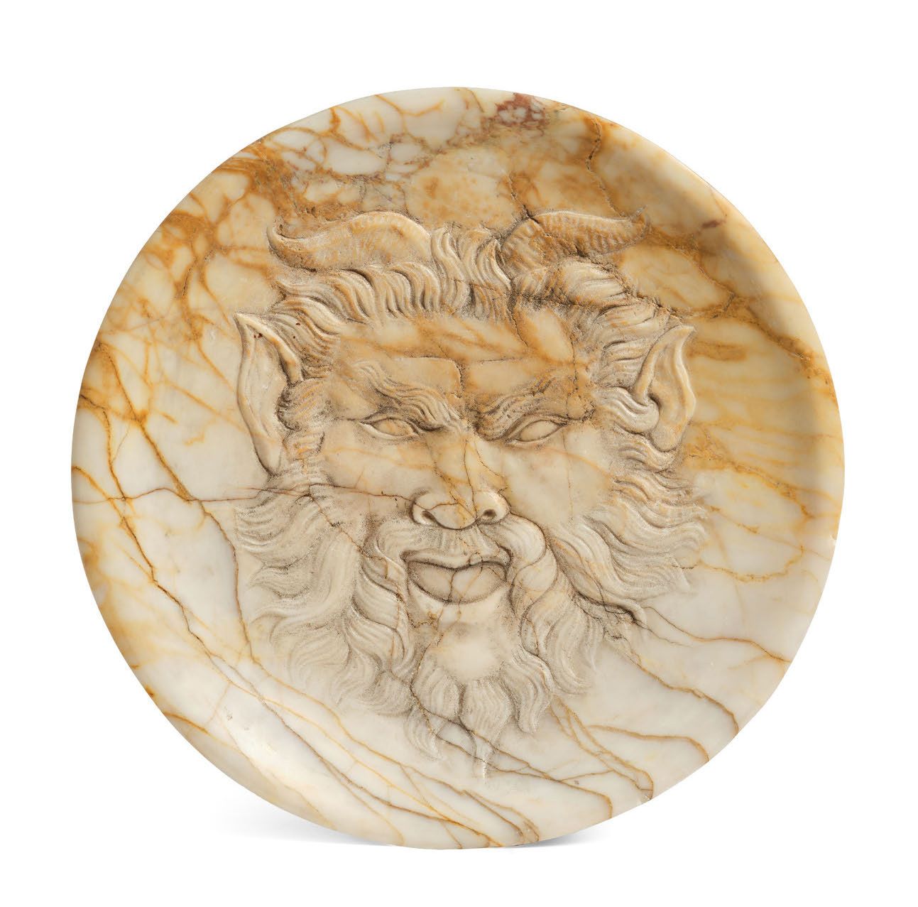 Null "兽人之牙
石质圆碗，置于锡耶纳大理石基座上，以浮雕的方式雕刻了一张精灵的脸。底座的背面有E.C.的签名。意大利，可能是锡耶纳地区，17世纪。
高度：&hellip;
