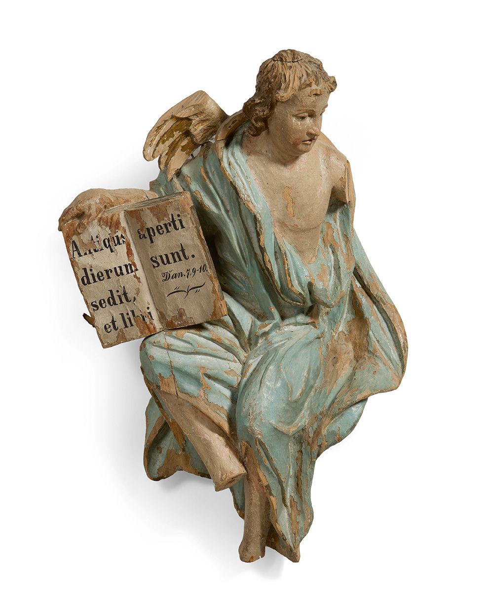 Null 两个雕刻和涂漆的多色悬挂天使。一个拿着一本打开的书，上面刻着但以理书中的两段话："Antiqus dierum sedit"（7:9），然后是 "et&hellip;
