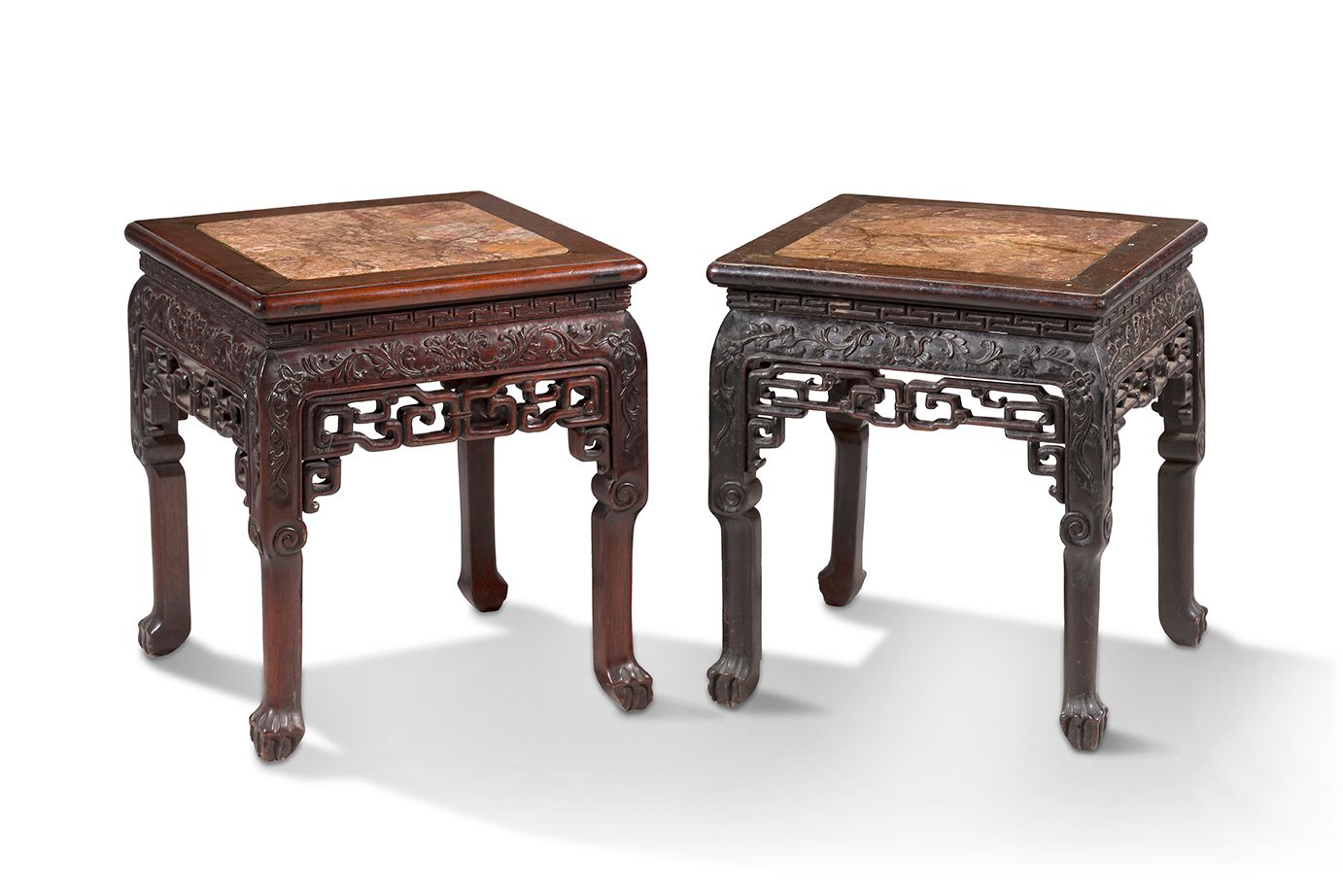 CHINE VERS 1900 Pair of small sellettes
In carved wood with openwork floral moti&hellip;