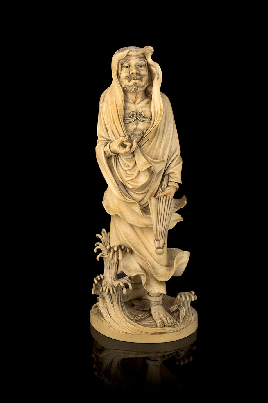 JAPON ÉPOQUE MEIJI (1868-1912) ~ Important okimono
En ivoire sculpté figurant le&hellip;