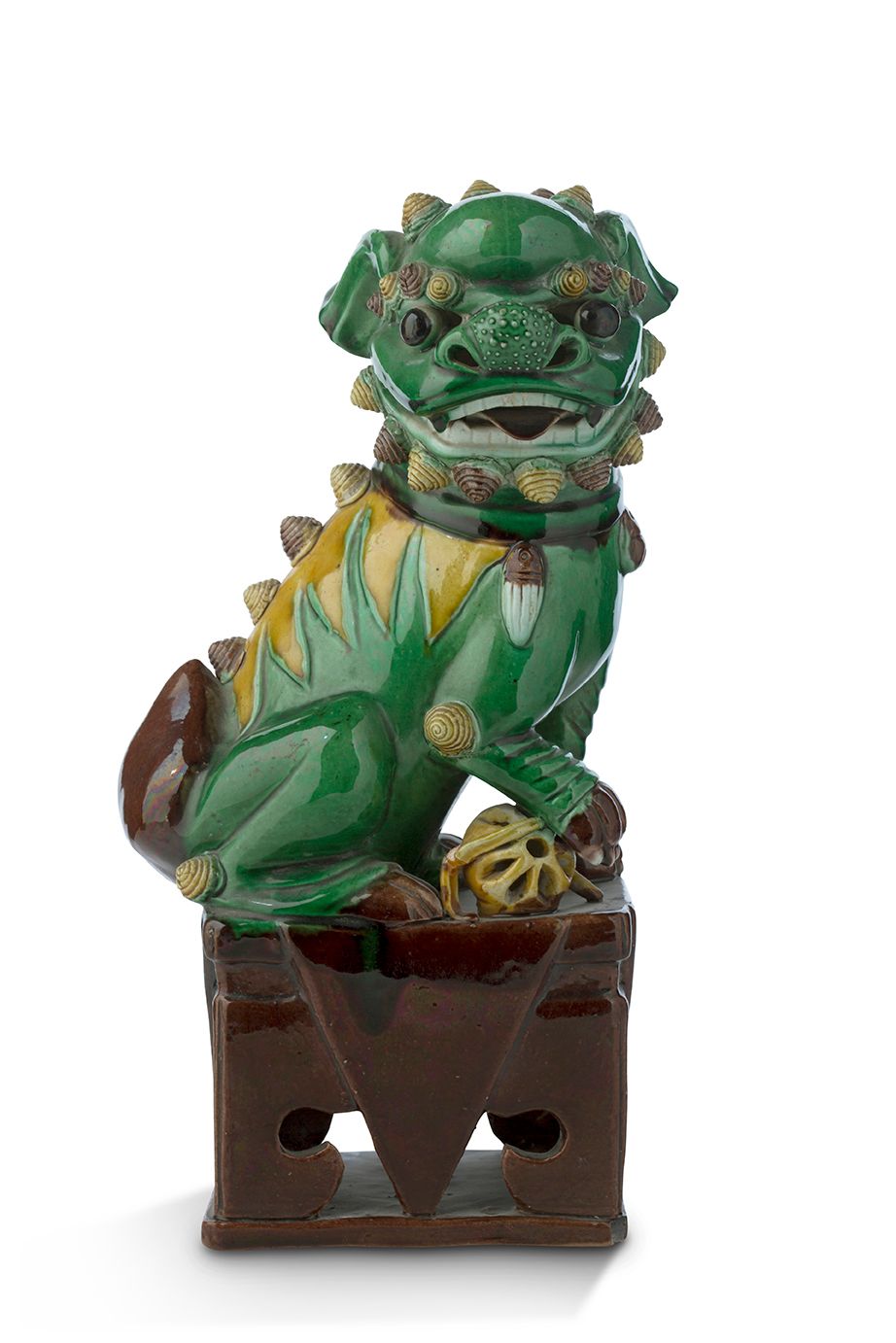 CHINE DYNASTIE QING, XIXe SIÈCLE Statuette
Sancai-glazed porcelain figure of a B&hellip;