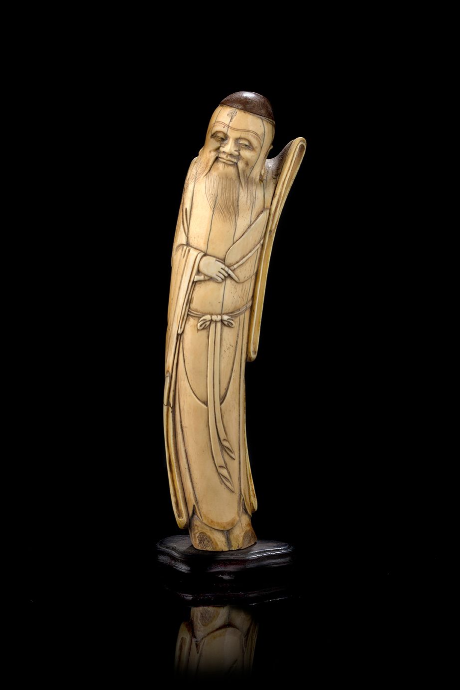 CHINE DYNASTIE MING, XVIIe SIÈCLE ~ Statuette
In carved ivory, representing the &hellip;