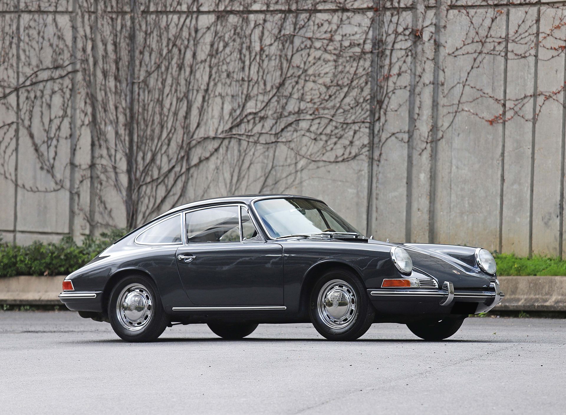 Porsche 911 2.0 1966 Spanische Zulassungsbescheinigung
Bescheinigung FFVE 
Fahrg&hellip;