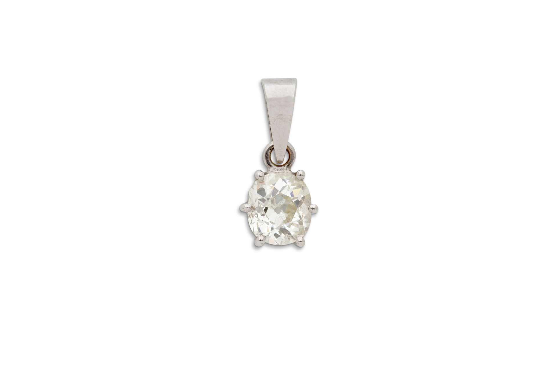 Pendentif "Diamant" Pendentif "Diamant"
Diamants coussin taille ancienne
Or 18k &hellip;
