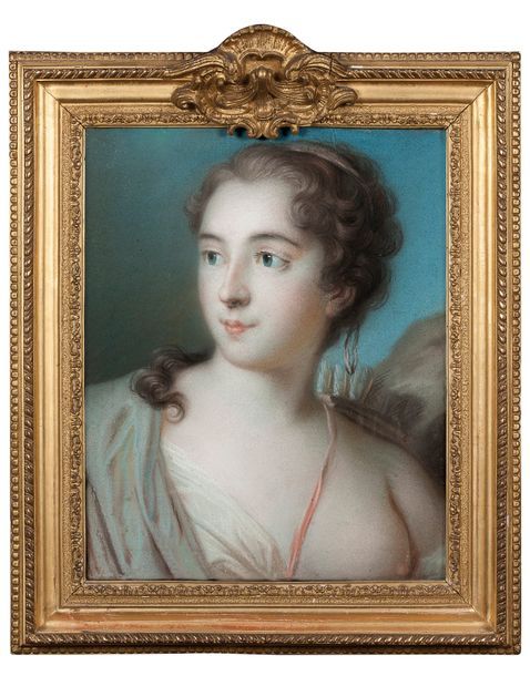 École FRANÇAISE du XVIIIe siècle 
Portrait de femme en Diane
Pastel
39 x 30,5 cm