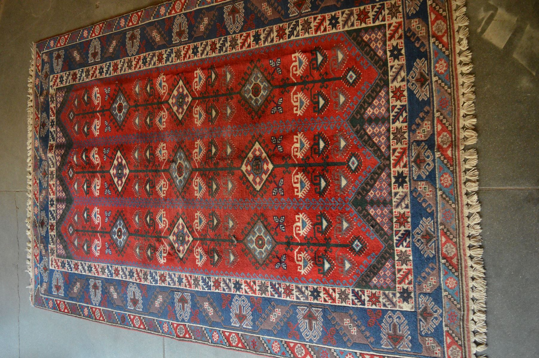 Null Oriental rug, 285x195cm