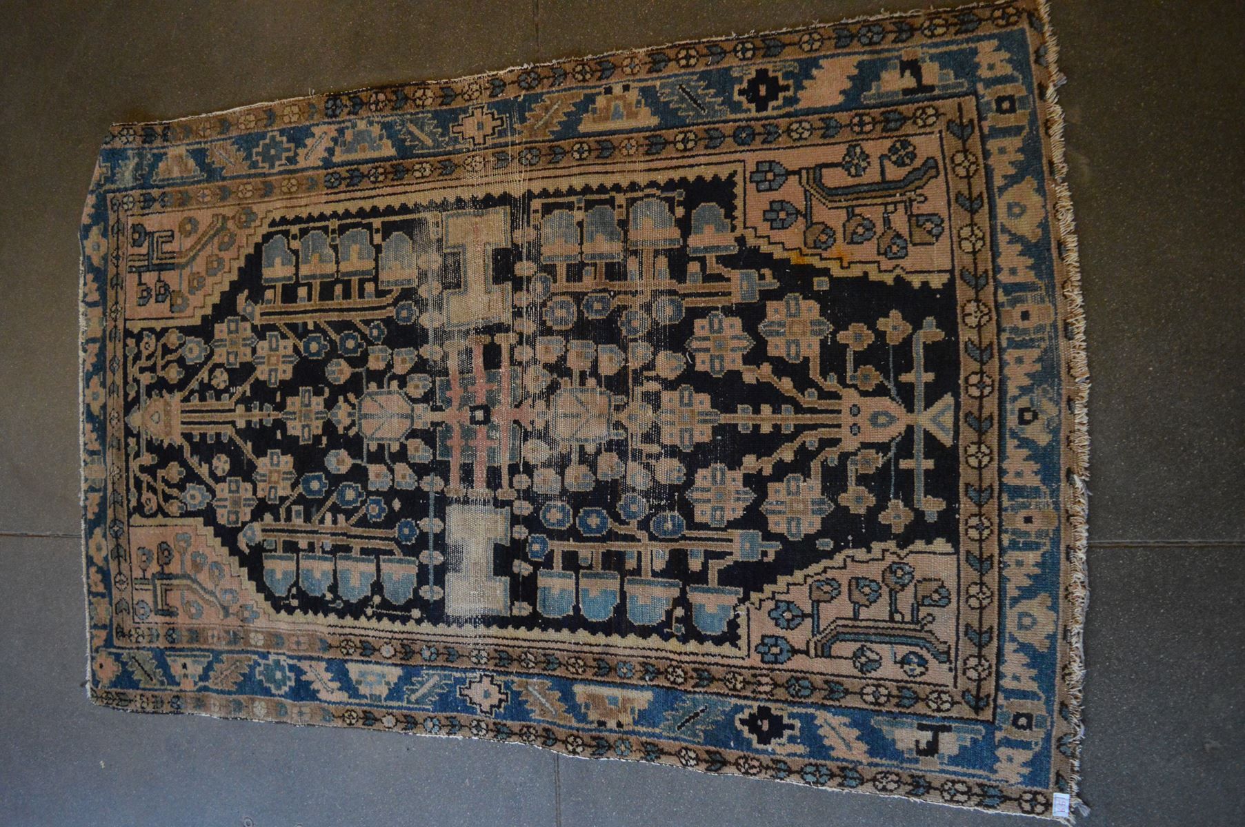 Null 东方地毯，180x115厘米