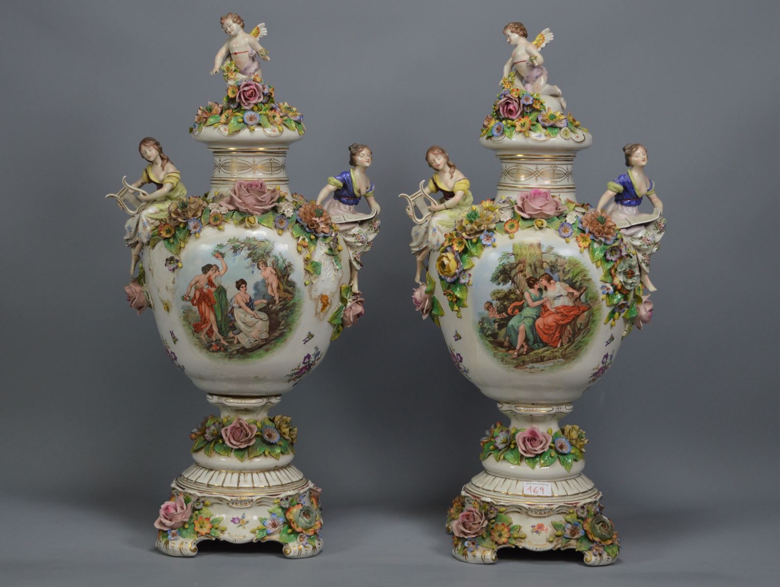 Null Pair of vases decorated with floral figures in relief, in the Saxon style, &hellip;