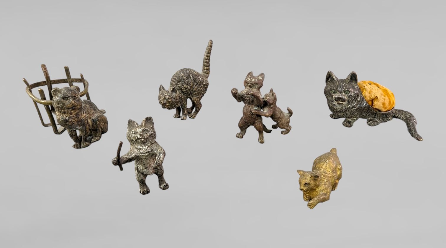 Null Lot 6 chats en bronze de Vienne et divers 1900 - de 6x2 à 8x4 cm