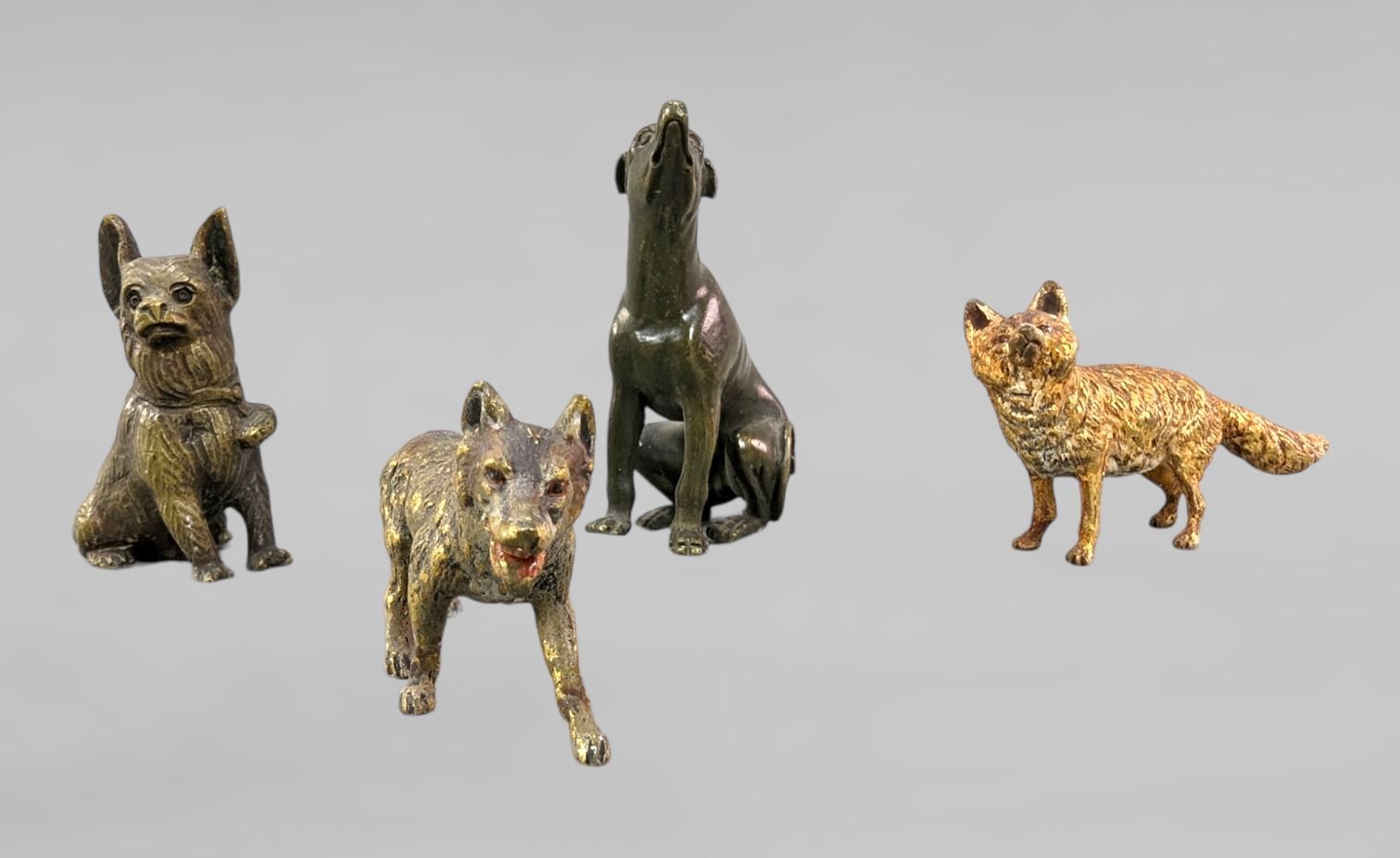 Null Set di 5 cani e volpi in bronzo da Vienna e varia 1900 - da 7 a 8xH4 cm