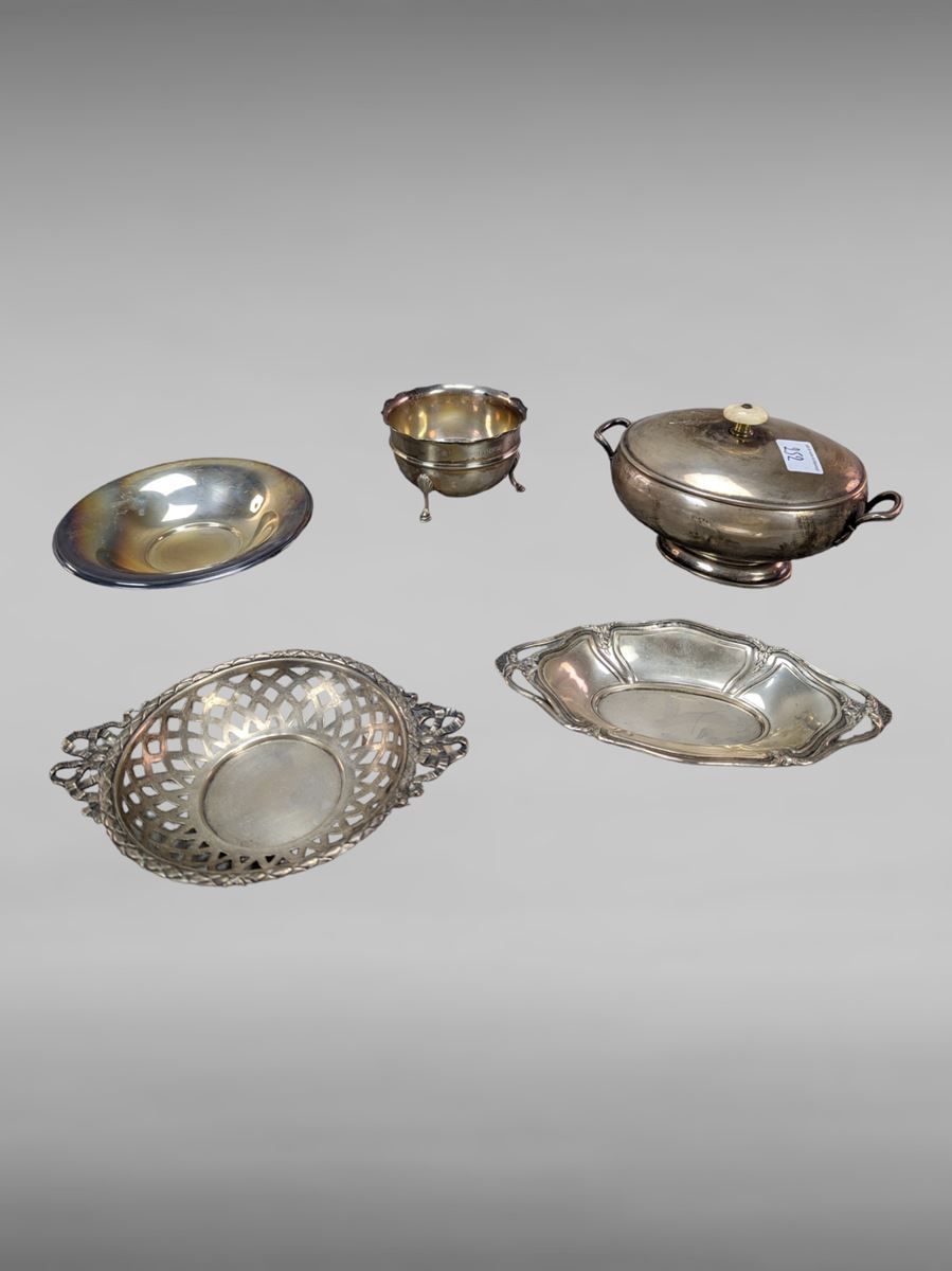 Null Set of 4 solid silver pieces and one covered silver-plated piece