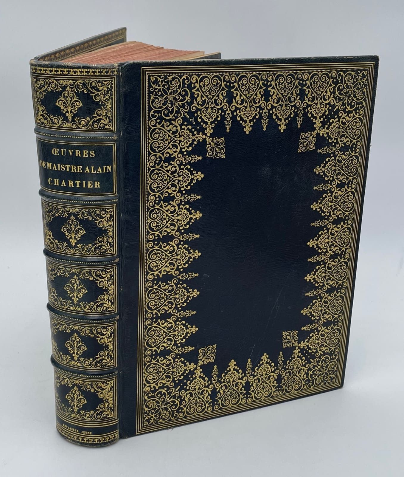 CHARTIER (Alain). 作品包括《时间的历史》、《世界》、《库里尔》、《四维》和其他作品。巴黎，皮埃尔-勒穆尔，1617年。四开本，午夜蓝摩洛哥，宽&hellip;