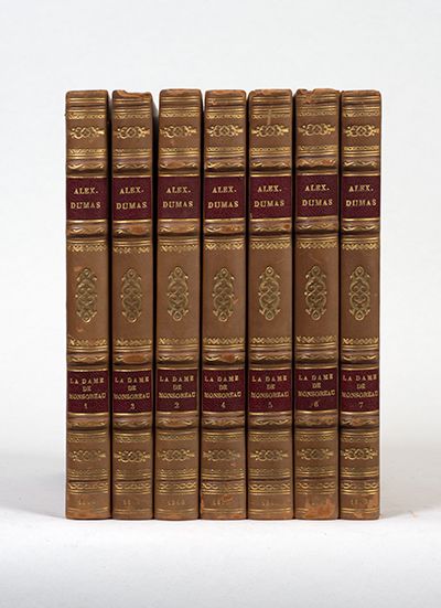 DUMAS (Alexandre). La Dame de Monsoreau. Paris, Pétion, 1846. 8 volumes in-8, de&hellip;