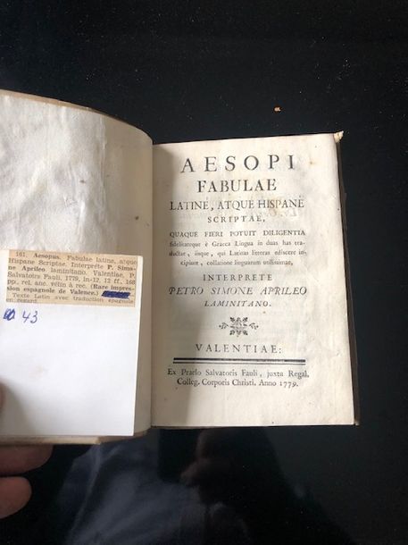 Null Aesopi, fabulae latine, atque Hispane Scriptae

Un volume in-12, Valence 17&hellip;