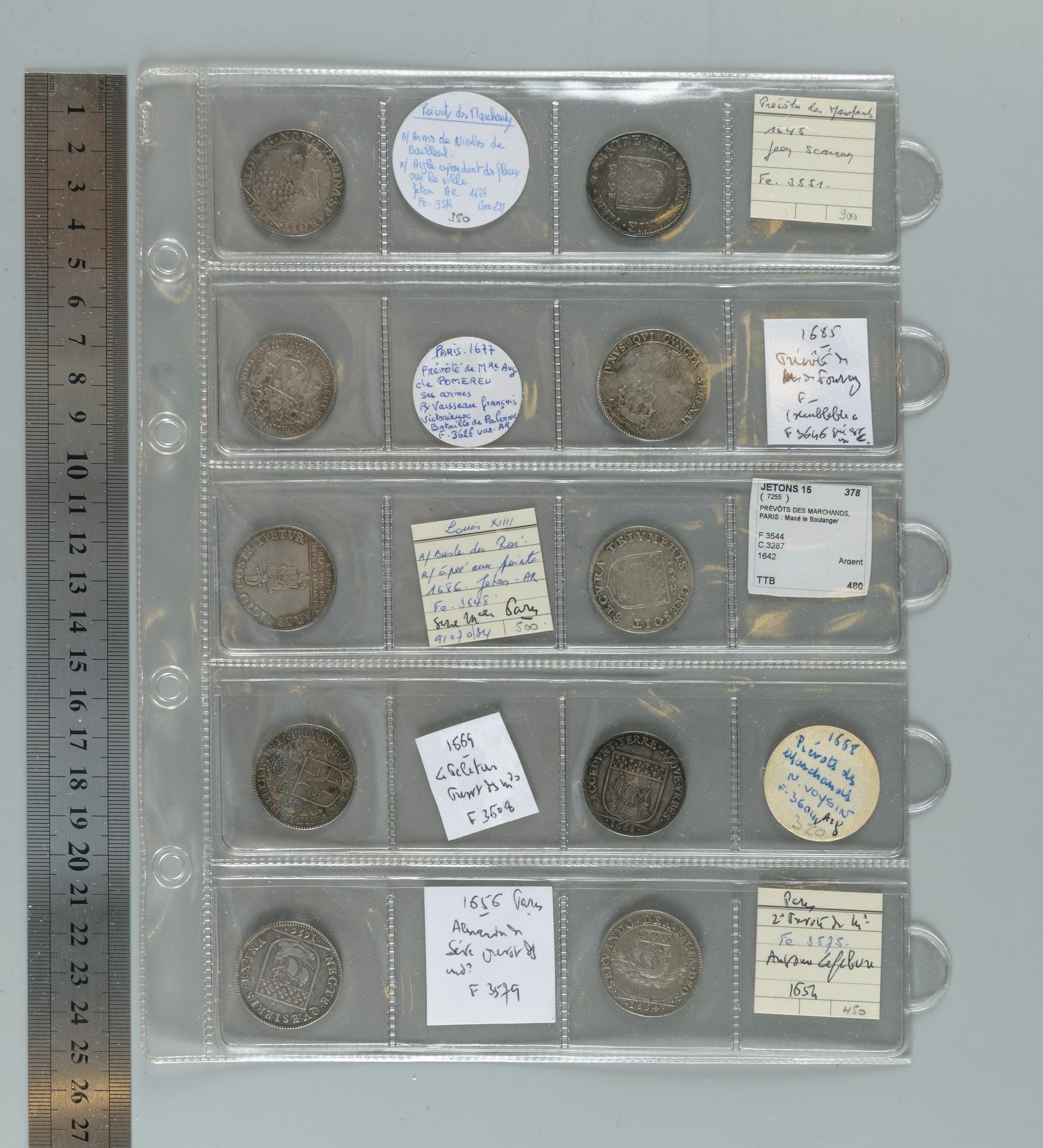 Null Paris, aldermen and provosts. Binder with 97 silver tokens