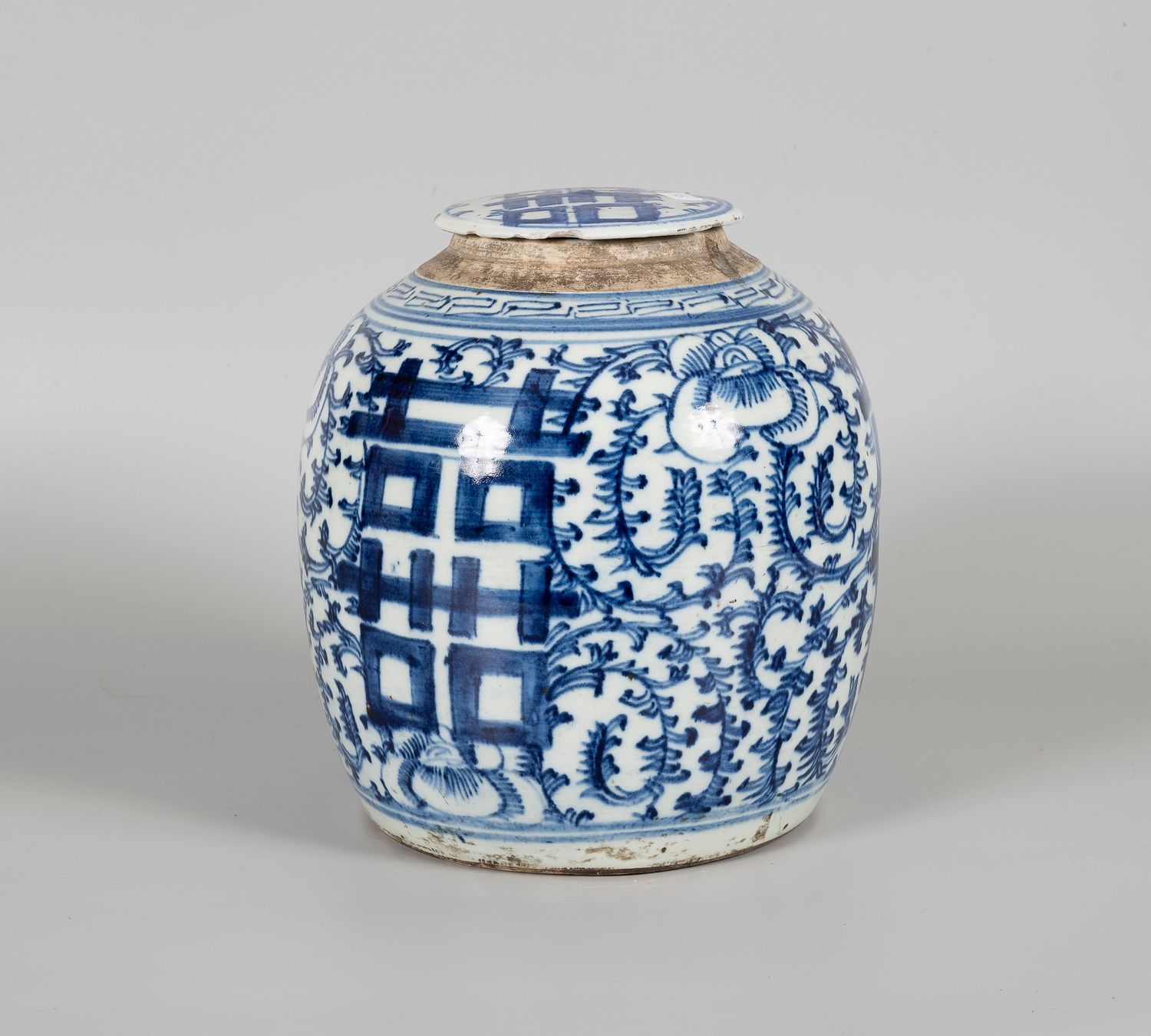 Null 中国

青花瓷中央图案姜罐

20世纪

高：25厘米