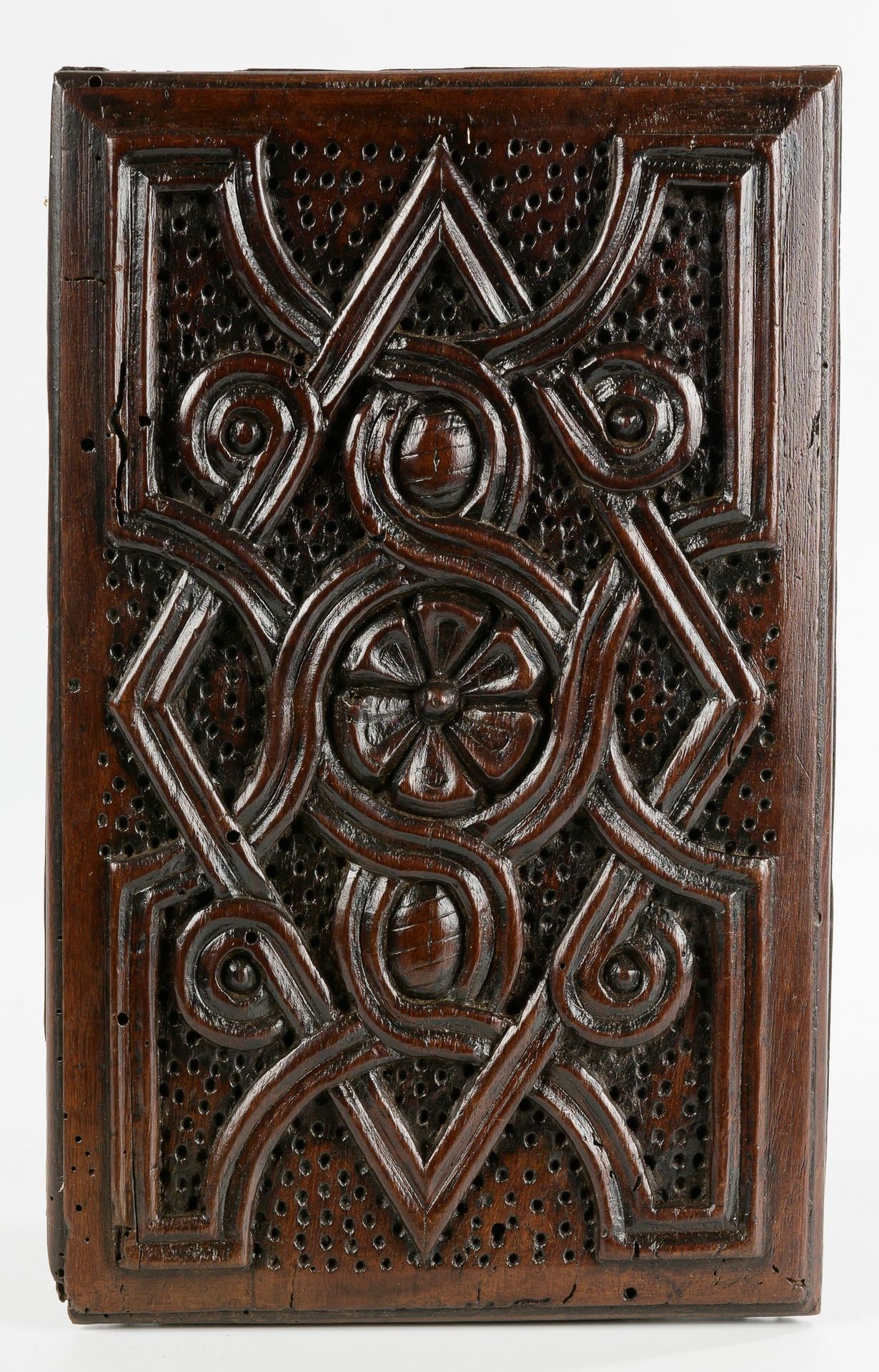Null Panneau de coffre

Bois.

XVIe siècle

28 x 18 cm