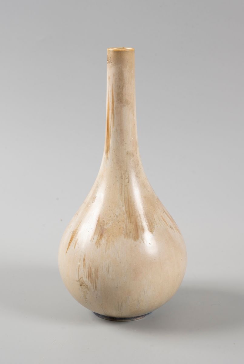 Null SEVRES vase with long neck. Marked S.1899