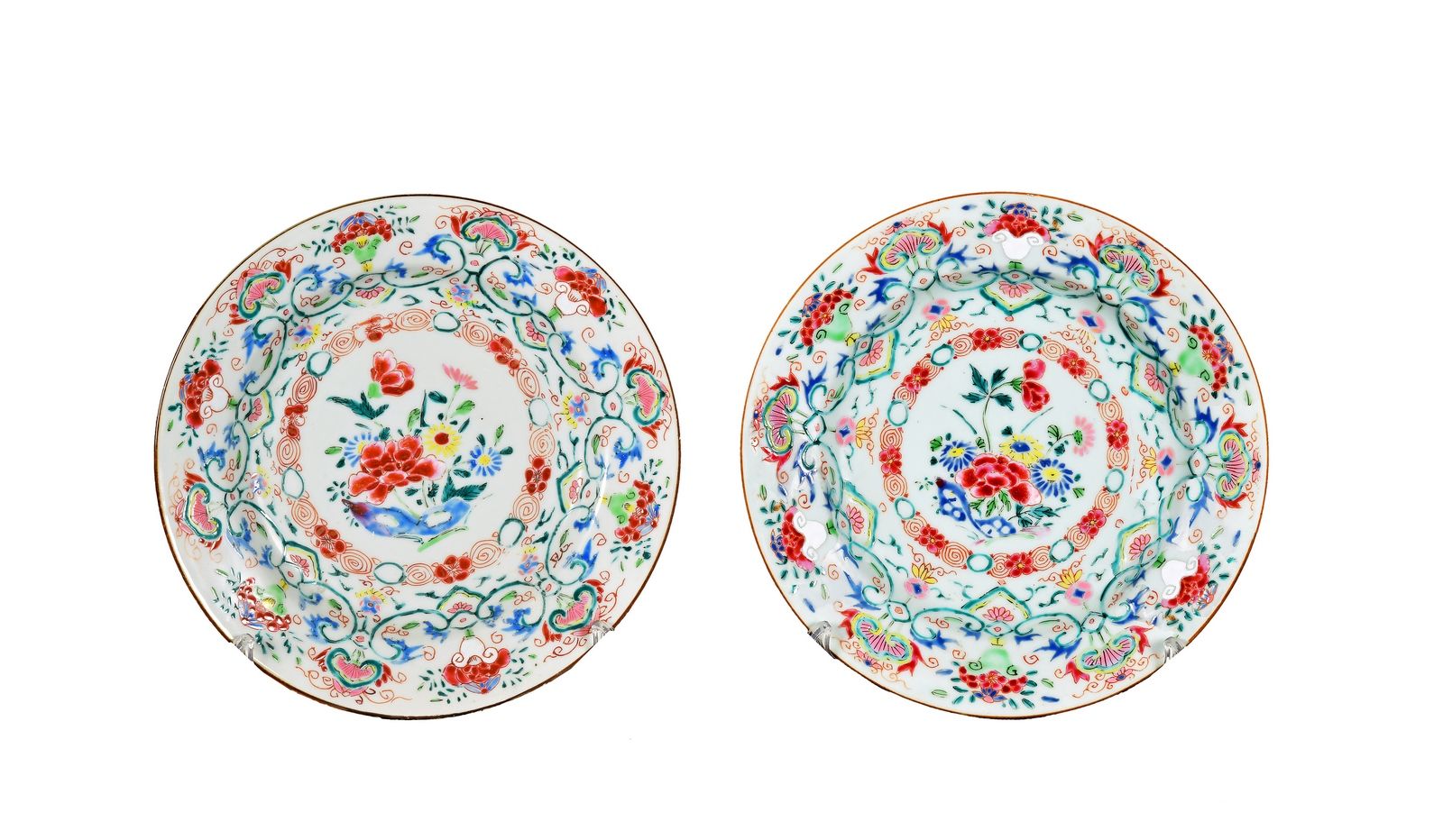 Null CHINE, Période Qing, époque Qianlong (1736-1795)

Paire d'assiettes à décor&hellip;