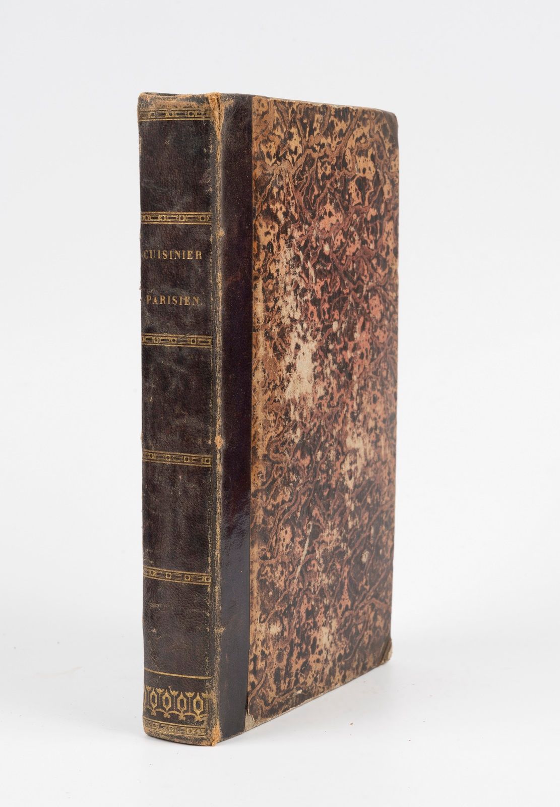 Null 阿尔贝特（B.）。巴黎厨师》，或《家庭经济完全手册》。巴黎，莱登图，1838年。8开本，半茄子色，小布角，光滑的书脊上有装饰（当时的装订）。

vii&hellip;
