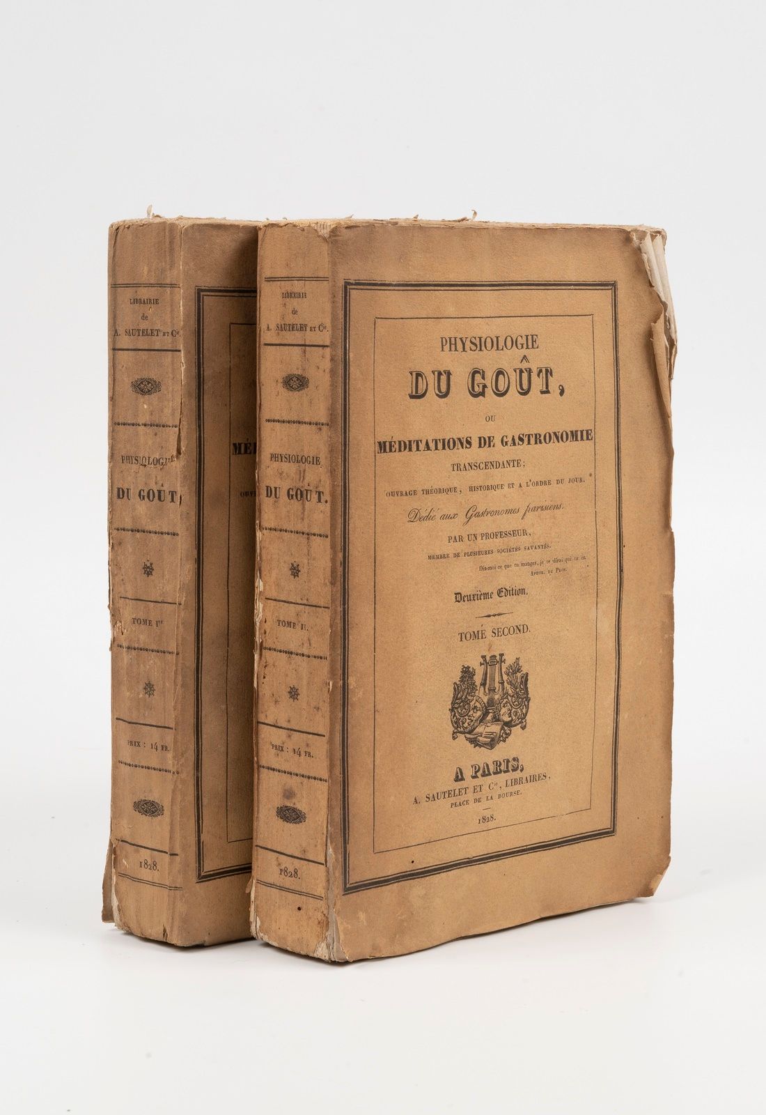 Null brillat-savarin.味觉的生理学。巴黎，A. Sautelet等公司，1828年。2卷8开本，平装。

412和440页。

第二版。在第&hellip;