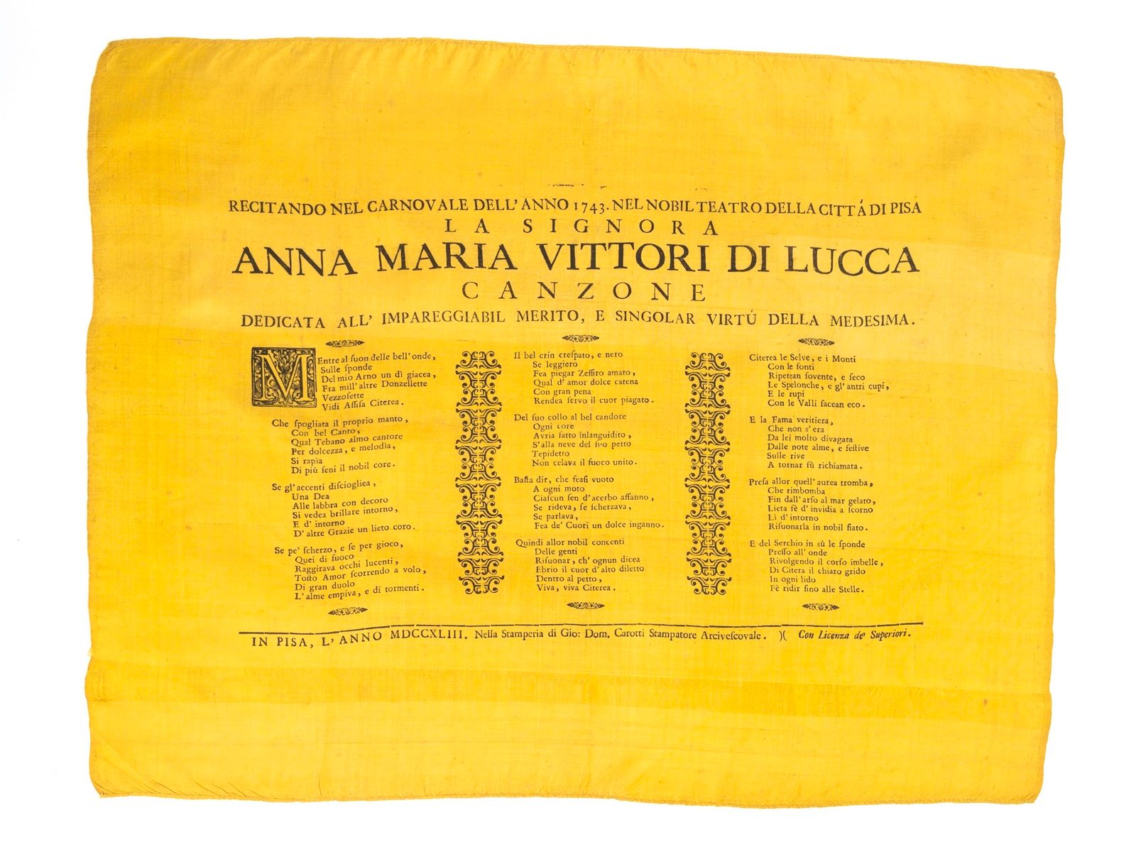 Null 印刷的丝绸。- 1743年在比萨市的大剧院举行的嘉年华会上的回顾。比萨，G. D. 卡罗蒂。1743.约48.5 x 39厘米。



"La Sig&hellip;