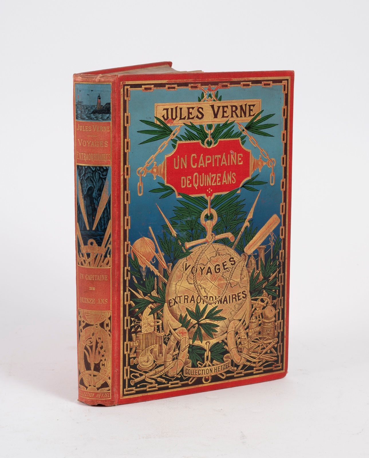 Null VERNE（儒勒）。五岁的上尉。P.，Hetzel，（1897）。8开本，带世界地图的多色纸盒，书脊上有F型灯塔，P型第二版，镀金装饰（Engel）。&hellip;