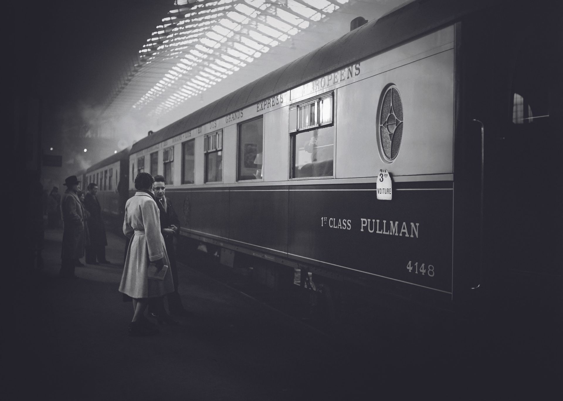 AFP AFP

1949年2月，在巴黎里昂火车站，"国际货车和欧洲大快车公司 "的巴黎-文蒂米勒 "白列车 "出发。

照片印在银色数码巴里塔纸上，法新社干印&hellip;