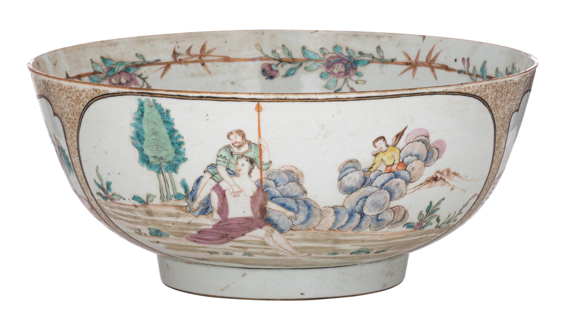 A Chinese famille rose 'Mythological Subject' punch bowl, 18thC, H 15,5 - ø 35 c&hellip;