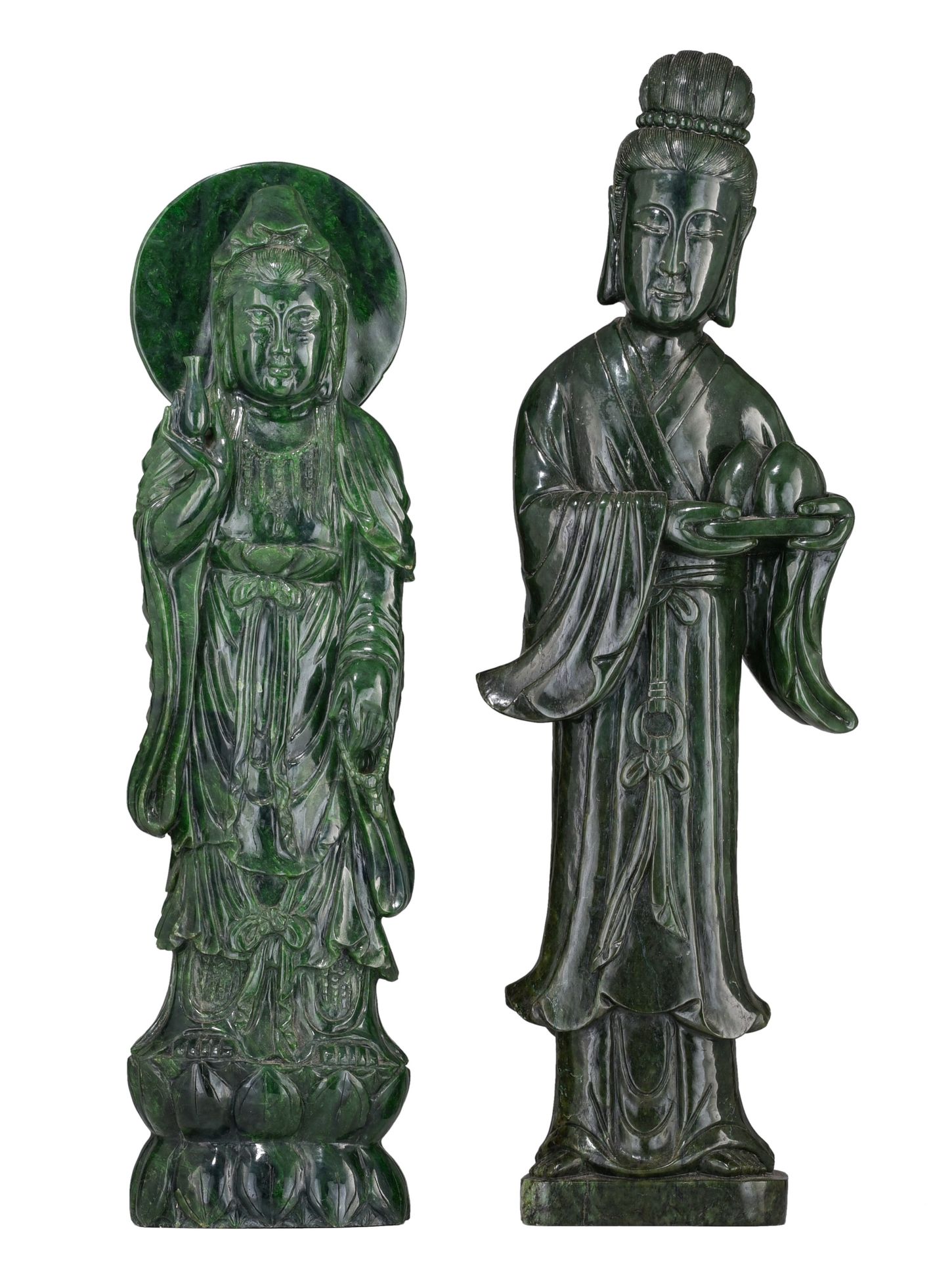 Two Chinese jadeite stone figures, H 68,5 - 75 cm 两件中国翡翠石雕，高68,5 - 75厘米
一件描绘的是手持&hellip;