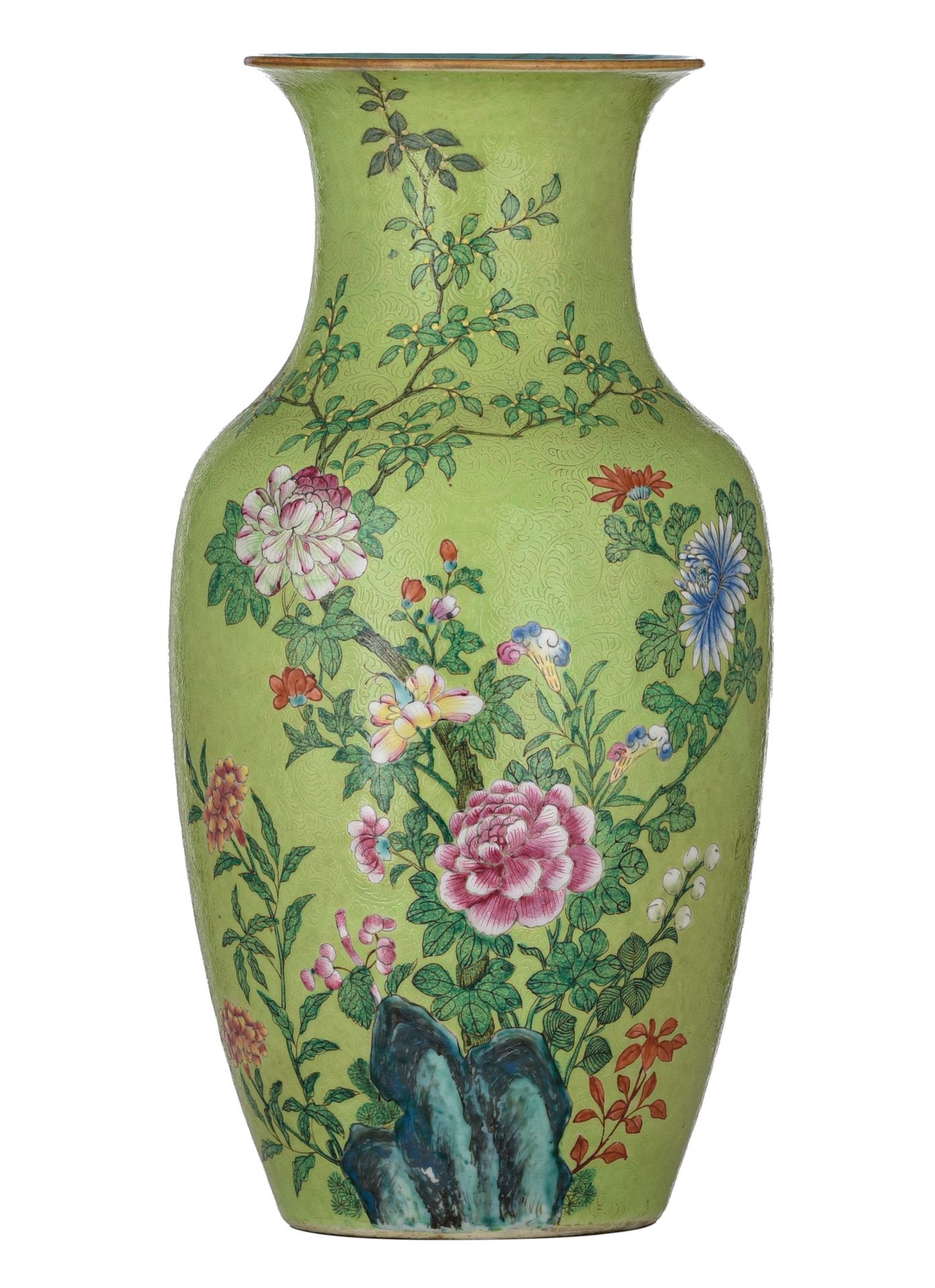 A Chinese famille rose on sgraffito lime green ground vase, late 19thC/20thC, H &hellip;