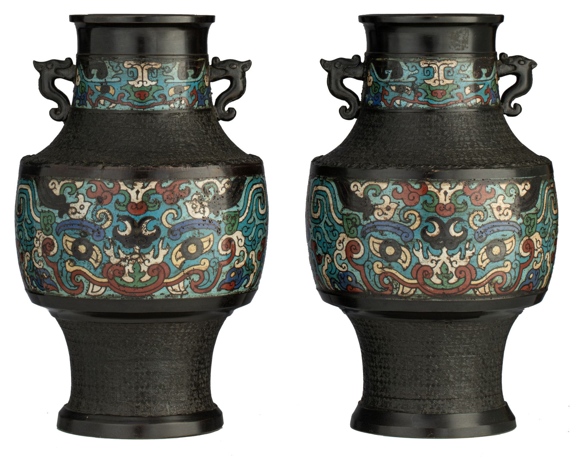 A pair of Japanese archaistic champleve enamelled bronze hu vases, 20thC, H 36 c&hellip;
