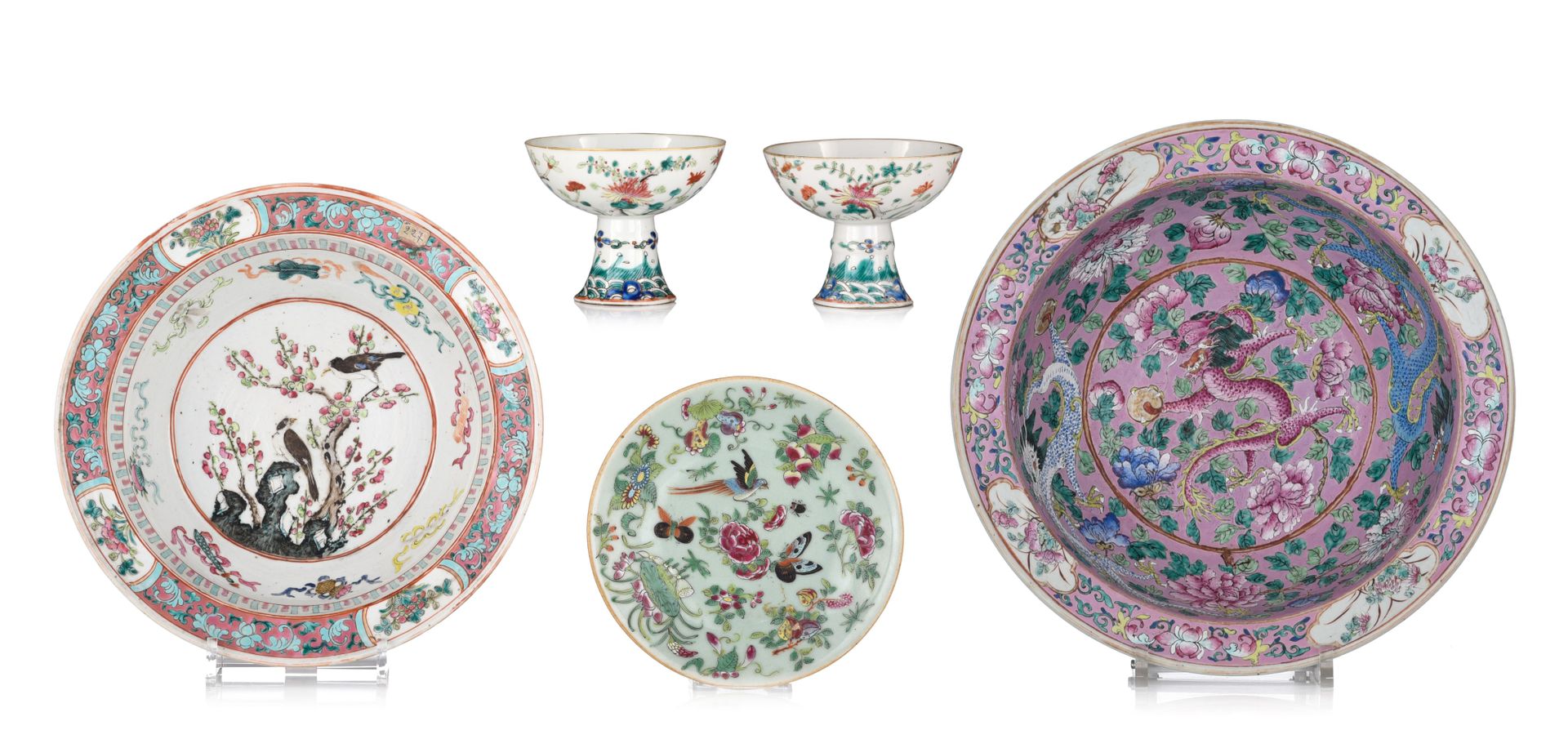 A collection of Chinese famille rose ware, late 19thC, largest ø 36,5 - H 12,5 c&hellip;