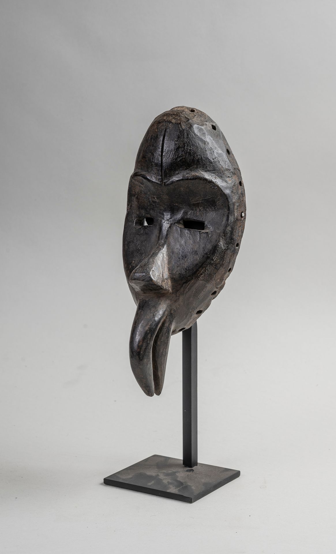 Null 
DAN MAOU, Maske H. 25 cm.