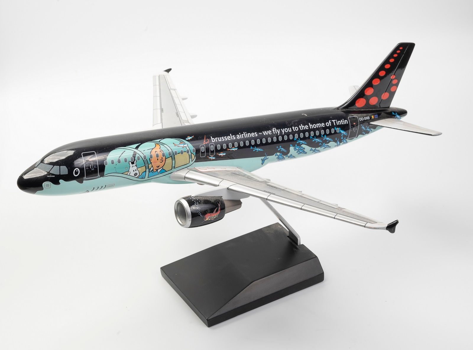 Null Tintin


HERGE / MOULINSART / BRUSSEL AIRLINES 


Modello dell'aereo della &hellip;