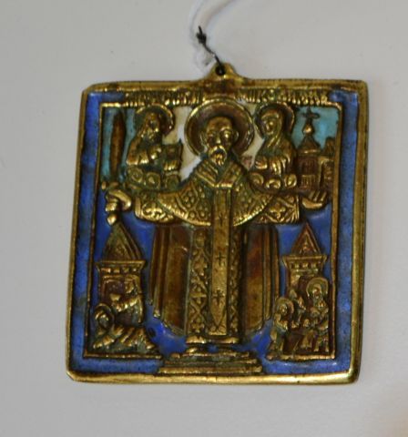 Null Icone de voyage en bronze, émail tricolore, représentant Saint Nicolas de M&hellip;