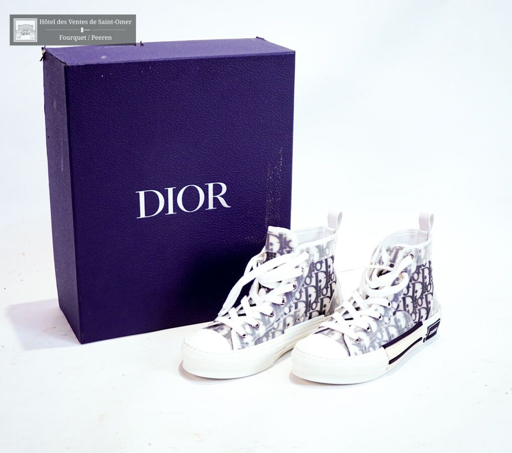 Null DIOR, Pair of shoes Oblique B23 high waist model, white canvas with black D&hellip;