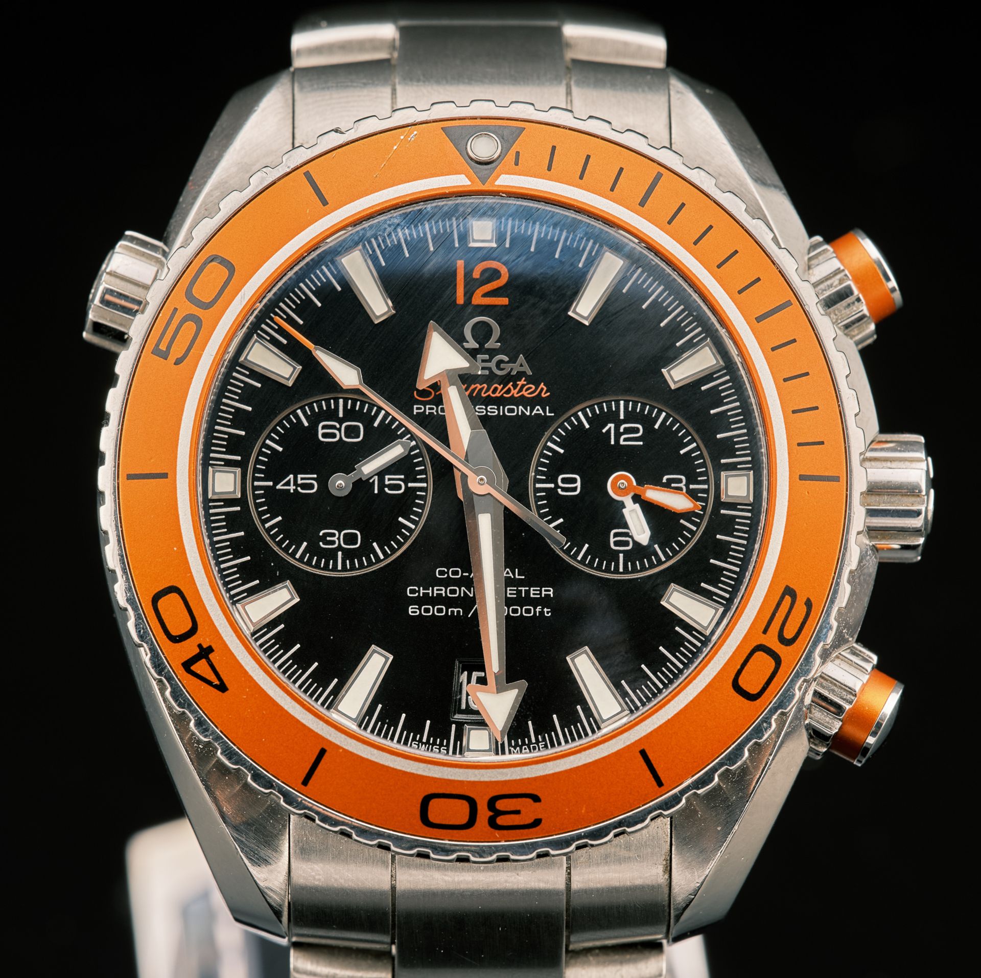 Null OMEGA

Planet Ocean 

Steel diving chronograph with automatic movement.

Ro&hellip;