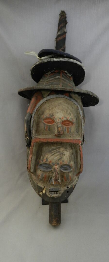 Null YAKA (Congo DRC) - An initiation mask "kholuka", worn by the young of this &hellip;
