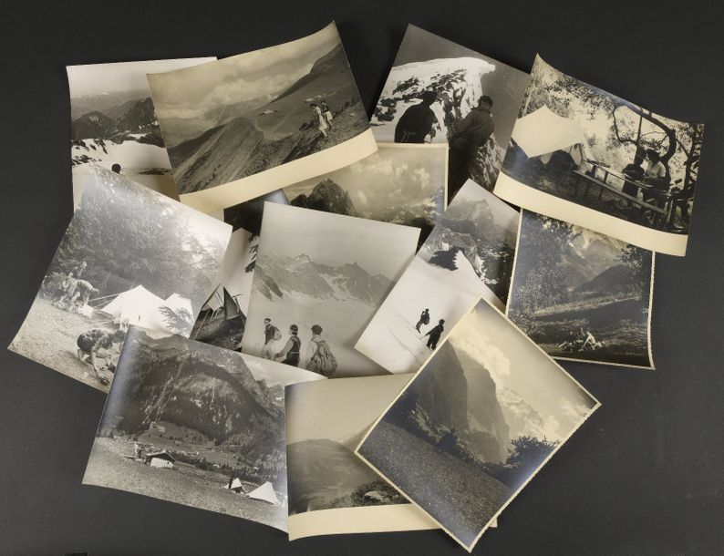Null Alpinisme, vers 1939 13 photographies d'une ascension.
24 x 18 cm