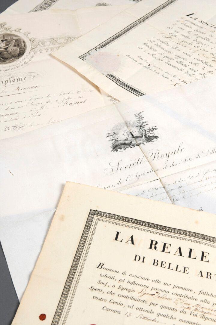 Null ARCHIVIO Théodore-Edme MIONNET [Parigi, 1770 - id., 1842].

Set di 7 diplom&hellip;