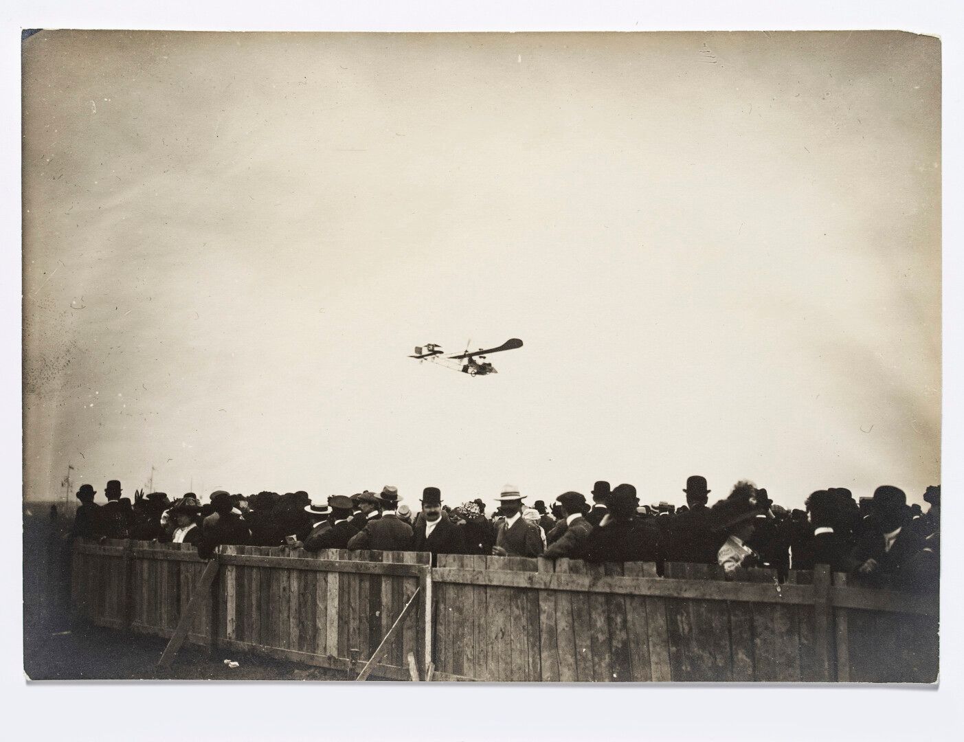 Null Lucien LOTH (1885-1978)


Gli stand, gli hangar e l'Aéro-Loggia di Astrocit&hellip;