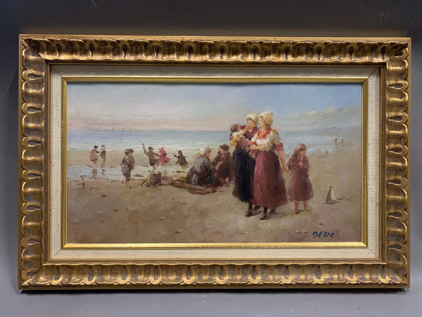 Null 现代学校，符合19世纪的口味

海滩上的渔民妇女和儿童

布面油画，署名DEIN。

H.22 - 长41厘米