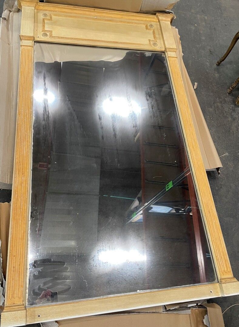 Null 漆面木质壁炉镜。

路易十六风格

199 x 112,5 cm

修复孔洞、小事故