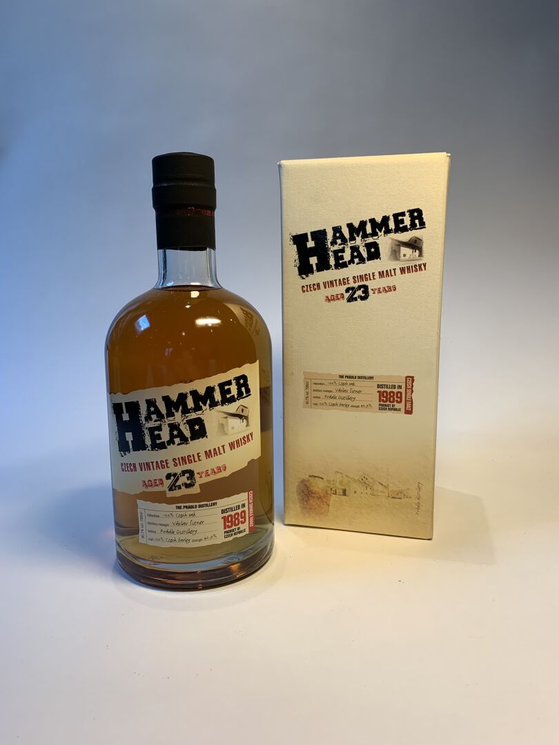 Null 2 bouteilles de République Tchèque, 70 cl :

- PRADLO HAMMER HEAD 23 years,&hellip;