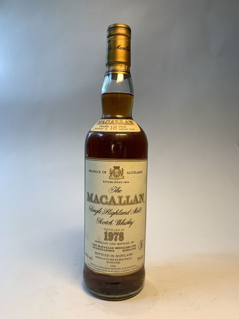 Null 1 bouteille de MACALLAN 18 Years Distilled 1978 Matured in Sherry Wood, Sin&hellip;