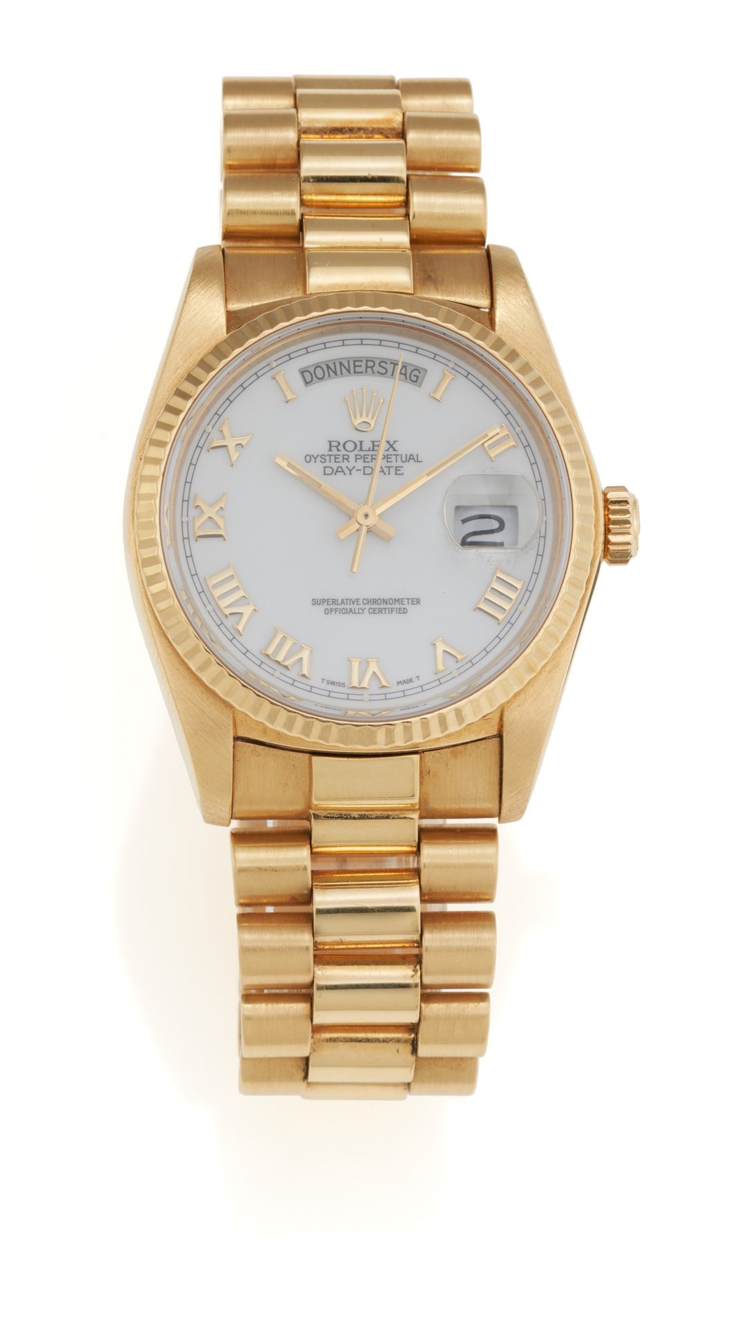ROLEX 
ROLEX


手錶。 



瑞士，日内瓦。1982/1983. 





自动，3055机芯。750/-黄金，总统型折叠式表扣，白色表盘，罗&hellip;