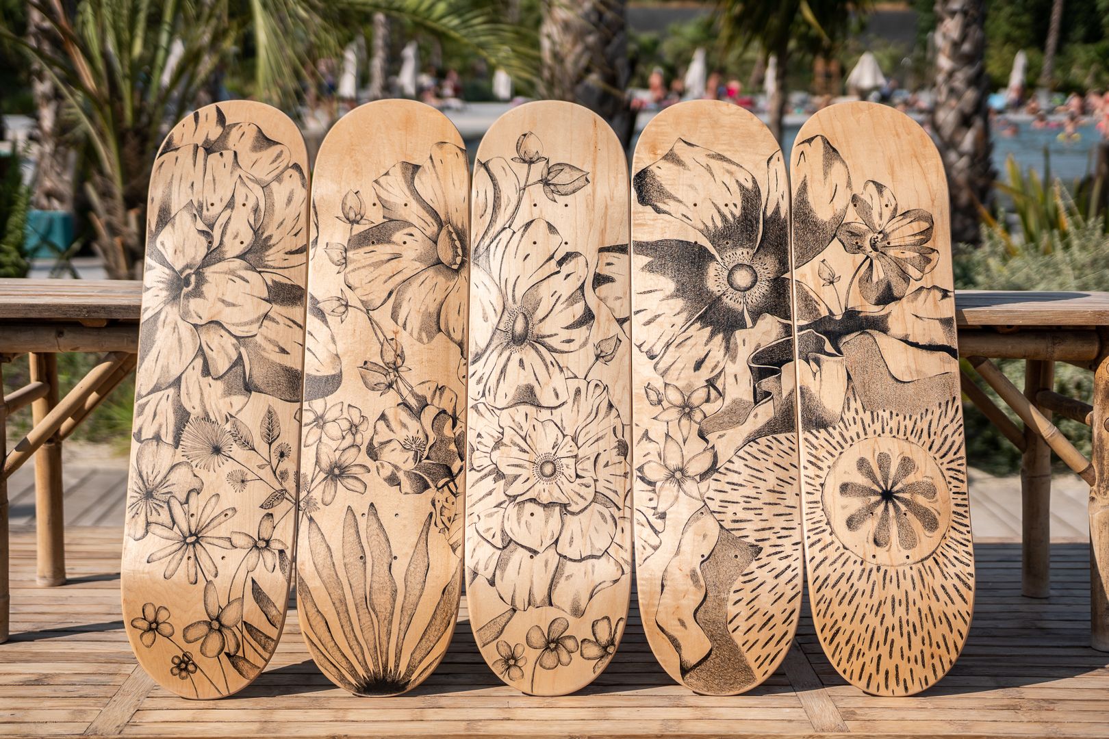 Madame HUBERT MADAME HUBERT LOT DE 5 PLANCHES DE SKATEBOARD. Duo d’artistes, tra&hellip;