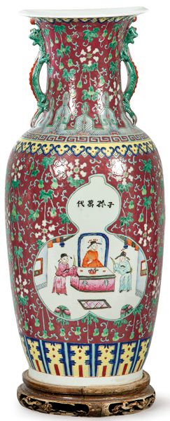 Chinese porcelain vase with polychrome enamels, China pp. S. XX. Chinesische Por&hellip;