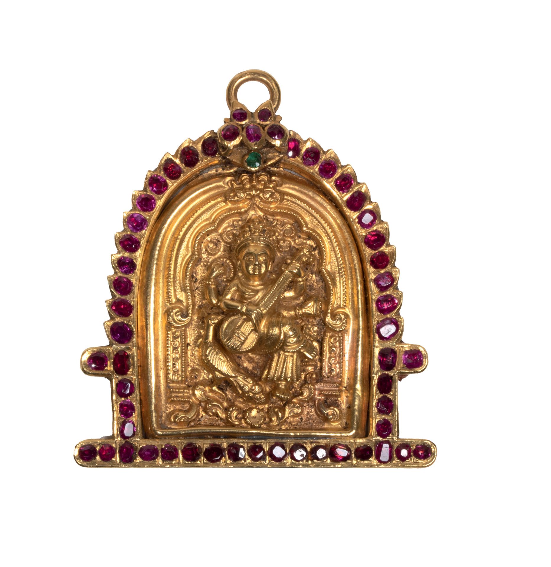 Null Gold, ruby and emerald pendant India, 18th-19th century Height: 4.4 cm
This&hellip;